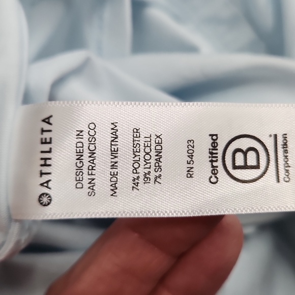 Athleta Essence Vital Tie Back Tank - Picture 7 of 9